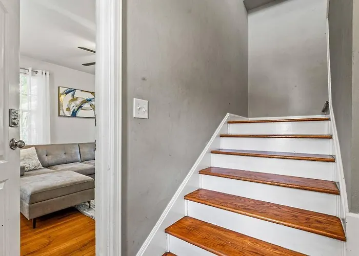 Apartment East Hill Oasis Near Beaches & Downtown Pensacola